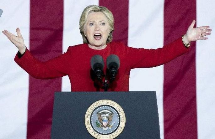 El Gobierno de EE UU estudia nombrar un fiscal especial para investigar a Hillary Clinton 
