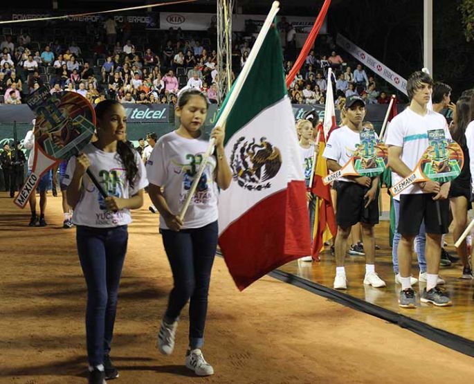 Comenzó la fiesta en el Club Campestre