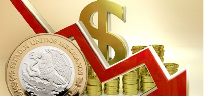 El peso mexicano profundiza caída a peor nivel en casi 10 meses pese a subastas de coberturas