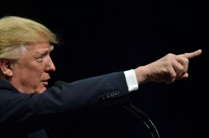 Trump acusa a China de evitar "solución amistosa" con Corea del Norte