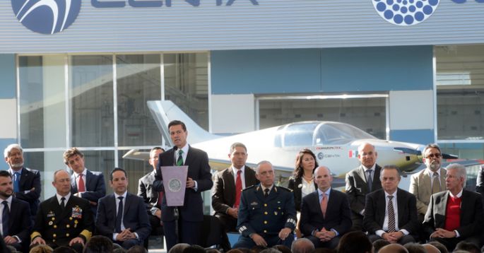 Peña Nieto y miembros de su gabinete afectados por una "fuerte irritación" ocular tras un evento  