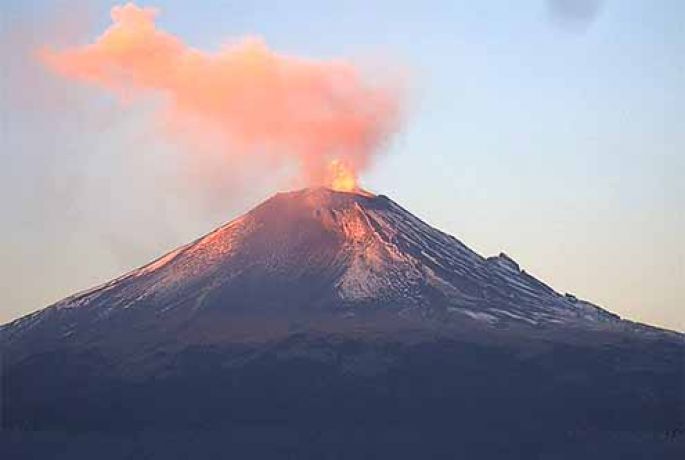 Popocatépetl registra 178 exhalaciones de baja intensidad y seis sismos 