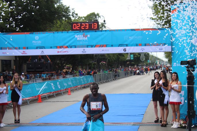 Dominio africano en el Marat´hon de Mérida 2018