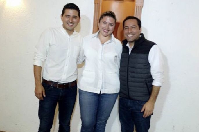 Sigue la rebelión en el PRD, precandidatos manifiestan su apoyo a Mauricio Vila y desconocen la propuesta de su presidente