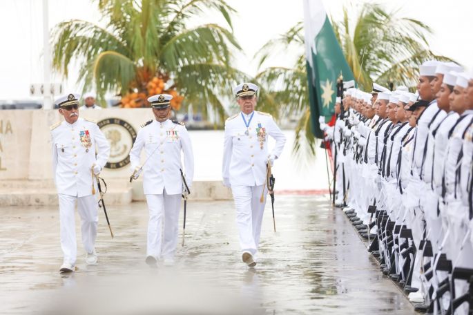 Relevo en mando de la IX Zona Naval