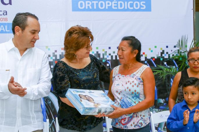 El Ayuntamiento de Mérida realiza la décima entrega de aparatos ortopédicos