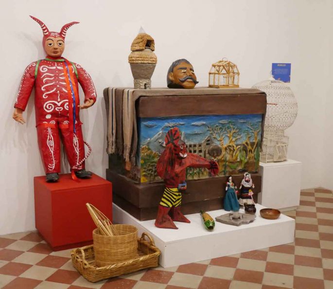 Continúa abierta exposición con tesoros de los niños y niñas de México