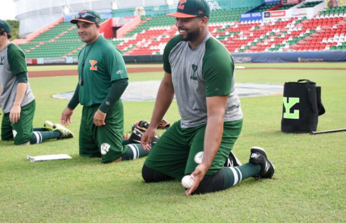 Art Charles está listo para encender el lineup melenudo