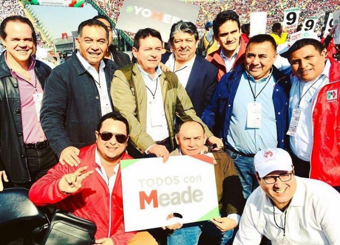 Priistas yucatecos refrendan su apoyo a José Antonio Meade en la Convención Nacional de Delegados