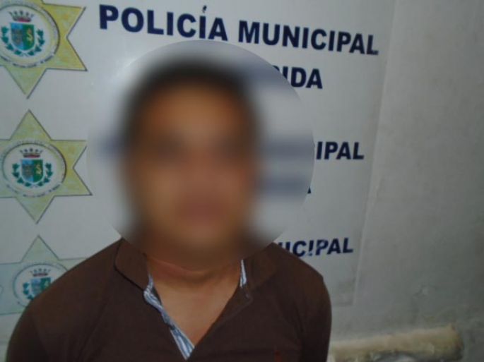 Detiene la Policía Municipal de Mérida a par de ladronzuelos que agredieron a su víctima 
