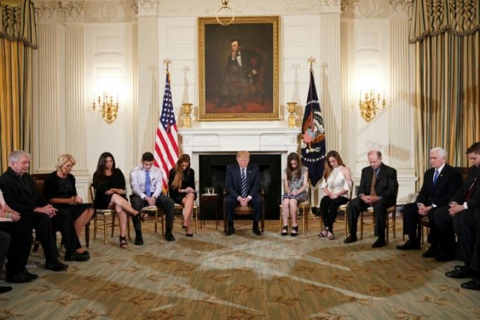 Trump insiste en armar a los docentes para evitar tiroteos en escuelas