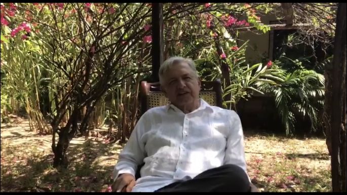 "Soy cristiano, en el sentido más amplio de la palabra, porque Cristo es amor y la justicia es amor”: AMLO