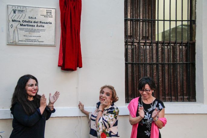 Entre pasos y castañuelas se celebra el Día de la Mujer en el CEBA