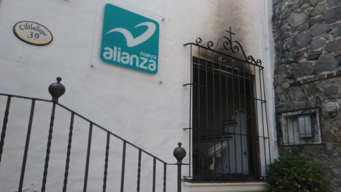 Intentan quemar las oficinas de Nueva Alianza en Morelos 