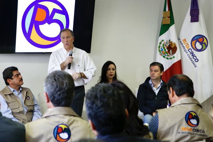 José Antonio Meade se reunió con integrantes de Ruta Cinco