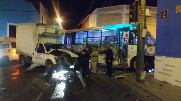 Madrugador choque en el centro de Mérida
