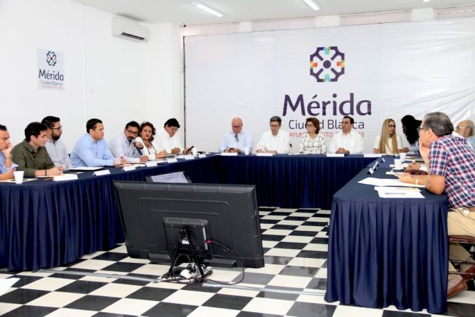 La alcaldesa María Fritz Sierra presenta avances de las finanzas municipales