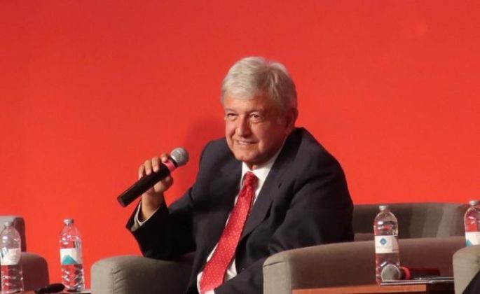 Meade reta a debate durante la intercampaña, AMLO dice que no participará