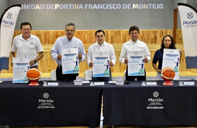 Intensa actividad en la Unidad Deportiva Francisco de Montejo 