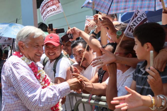 Pide AMLO a TRIFE que actúe de conformidad con la ley y no se dejen presionar en el caso de Gómez Urrutia