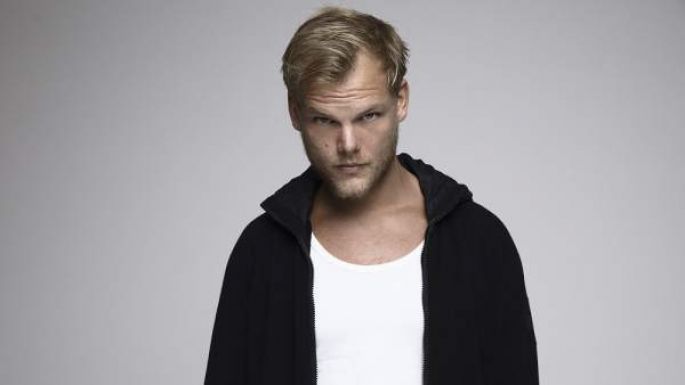 Avicii se suicidó haciéndose cortes con un cristal afilado  
