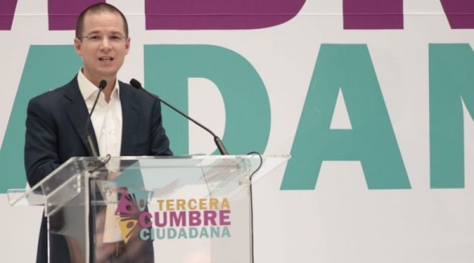 Va Ricardo Anaya por una sociedad civil fuerte, sin control del Estado