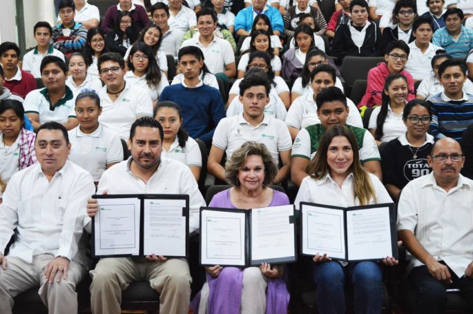 Empresas yucatecas se suman a la familia Conalep