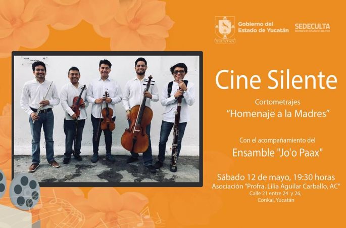 Función de cine y música para madres de la tercera edad   
