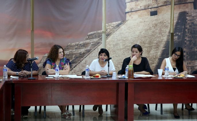Se coordinan acciones para la protección de mujeres e infantes