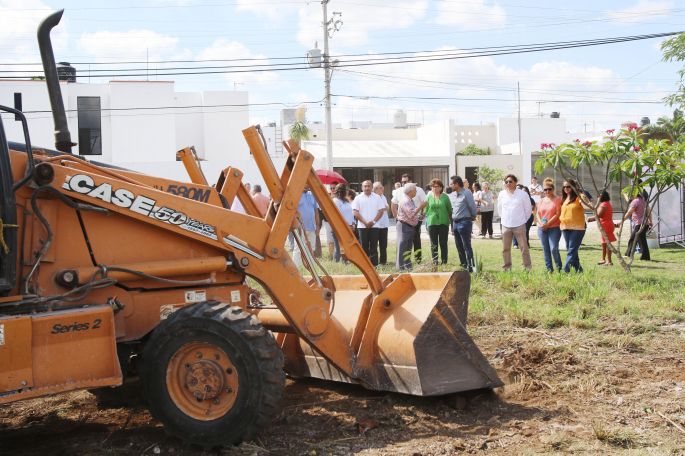 El Ayuntamiento de Mérida cumple viejo anhelo de vecinos de La Florida   