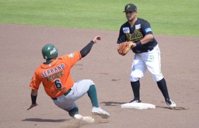 Ricardo Serrano llega a 1,000 hits en triunfo melenudo