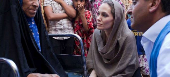 Angelina Jolie visita el oeste de Mosul