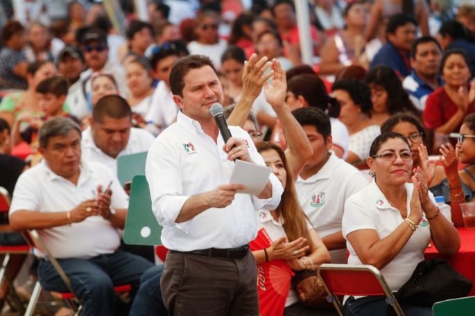 Líder nacional del PRI respalda campaña ganadora de Sahuí