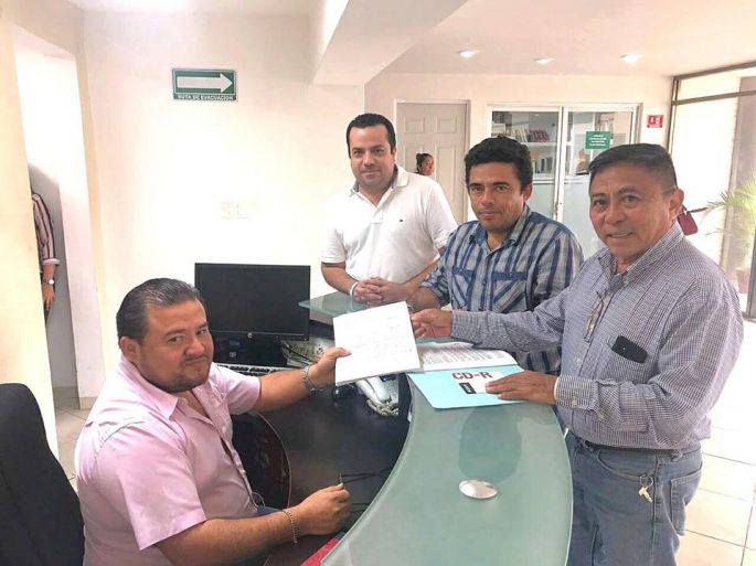 Denuncian a alcalde de Oxkutzcab por desviar recursos para la candidatura de Raúl Romero Chel