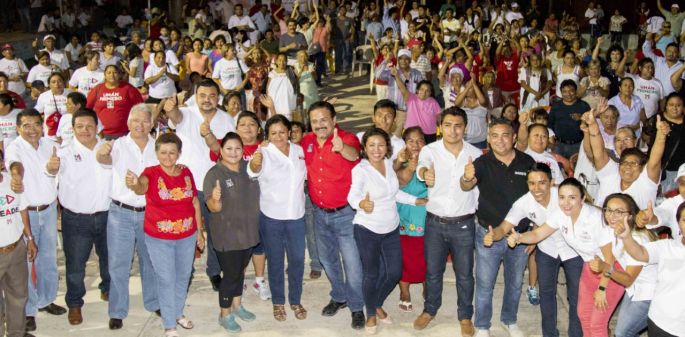 En unidad y trabajando juntos vamos a darle un mejor rumbo a Umán: Patricia Nah Magaña