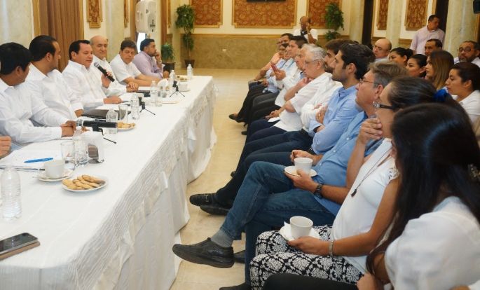 Detonar el turismo para mayor derrama económica: Huacho Díaz