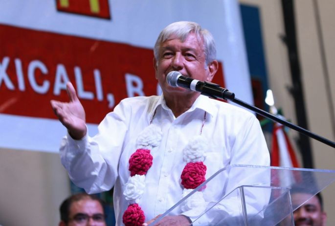 Anuncia AMLO que se dejarán de cerrar plantas de CFE y se homologarán precio de luz con frontera