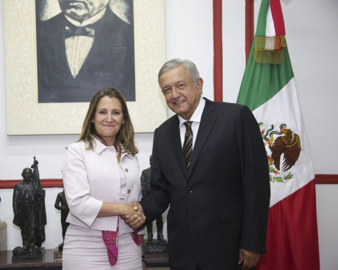 Recibió Andrés Manuel López Obrador a canciller canadiense Chrystia Freeland