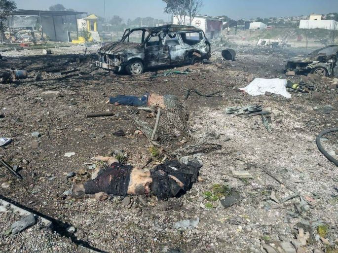 Explotan polvorines en Tultepec