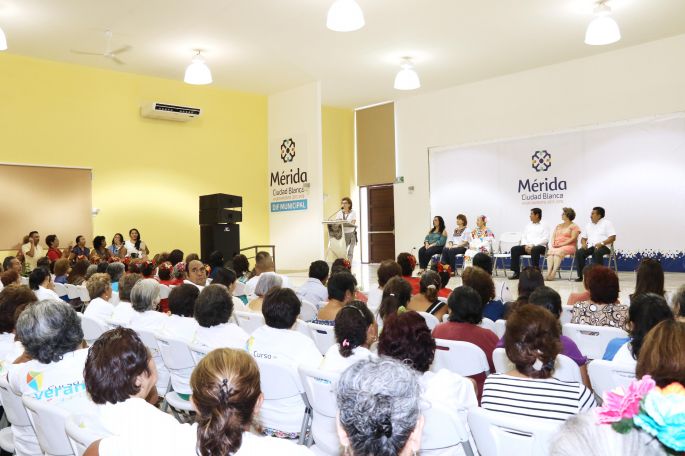 Inaugura la alcaldesa María Fritz la Expo Renacer 2018