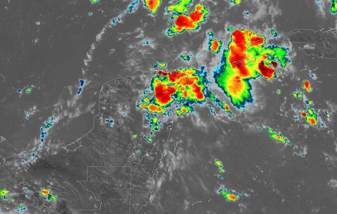 A sacar los paraguas; se pronostican fuertes lluvias martes y miércoles y el jueves nuevo incremento en las temperaturas máximas
