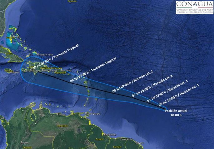 El huracán Beryl se desplaza sobre el Océano Atlántico