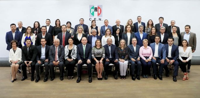 Analizan su estrategia legislativa los próximos Diputados Federales del PRI. René Juárez Cisneros será su coordinador 