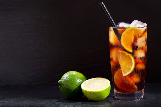 Cuba propone para Récord Guinness el coctel Cubalibre más grande del mundo