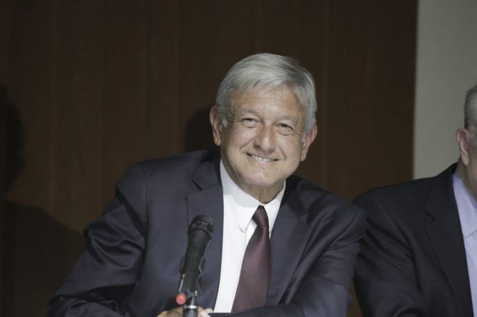 Celebra AMLO que quedó a salvo la soberanía de México durante la renegociación del TLCAN