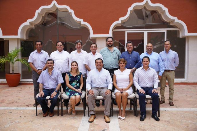 Empresarios, académicos y ciudadanos, conforman la Comisión de Transición en Mérida 