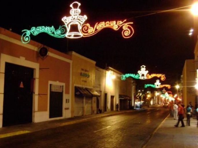 El Ayuntamiento de Mérida se alista para decorar a la ciudad por los festejos patrios