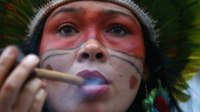 Descubren una tribu indígena aislada en la selva del Amazonas  