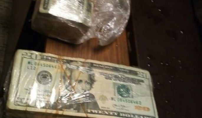 Decomisa la PGR más de millón y medio de dólares, cocaína y cartuchos en Campeche
