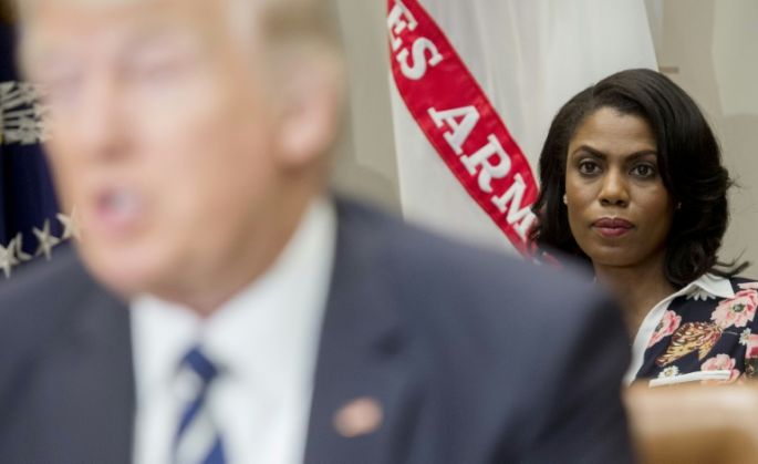 Trump llama "perra" a su ex asesora Omarosa